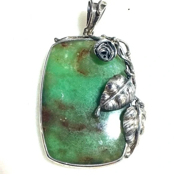 Artisan Green Jasper Sterling Silver Pendant with Hand-forged Rose and Leaves - Picture 13 of 15